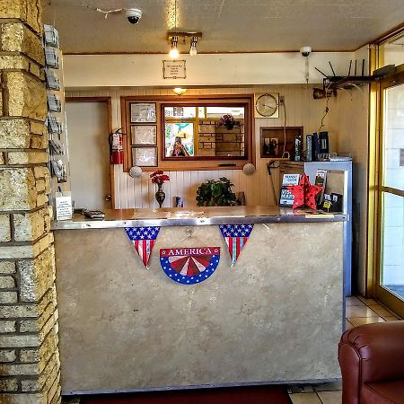 Olympia Inn Экстерьер фото